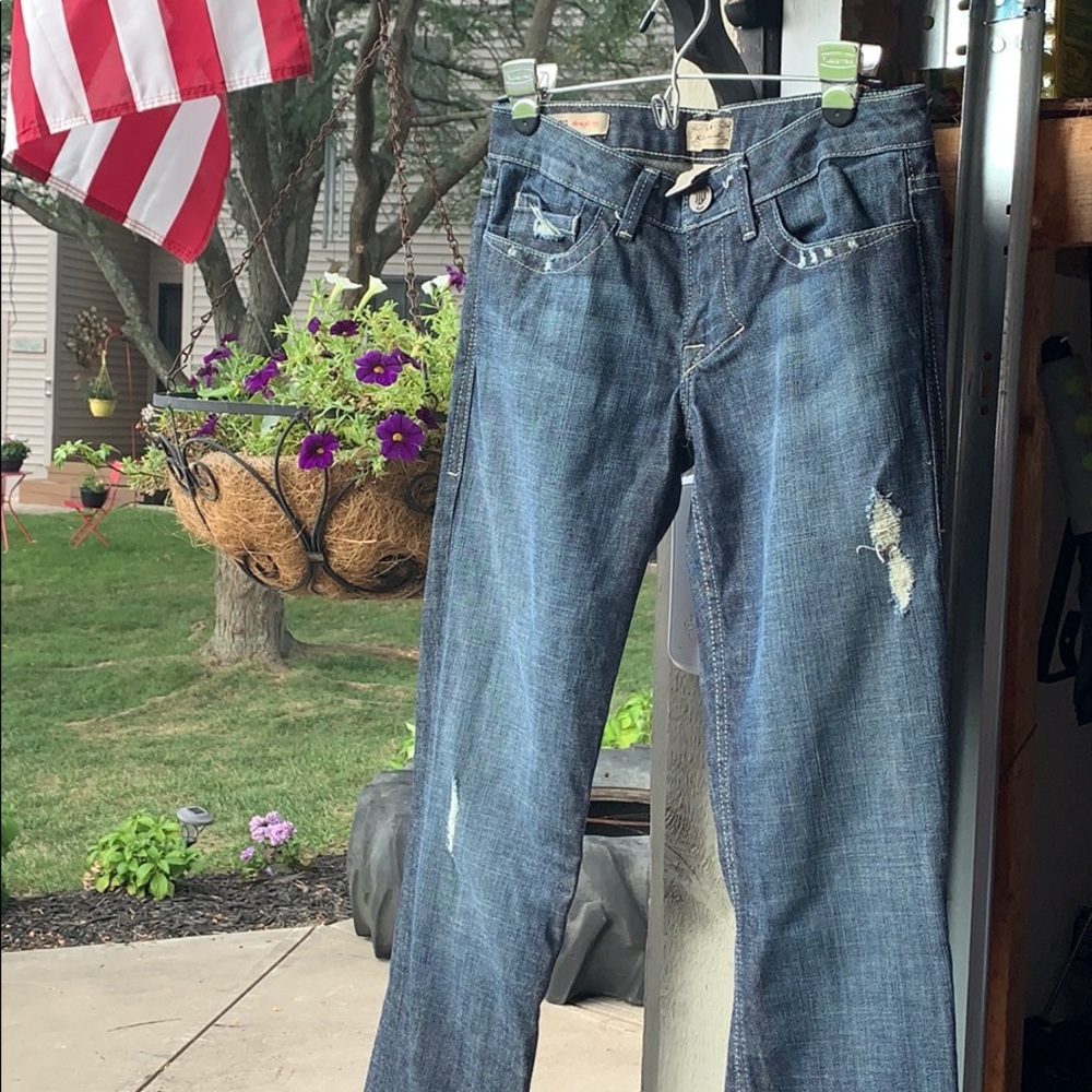 Women’s jeans